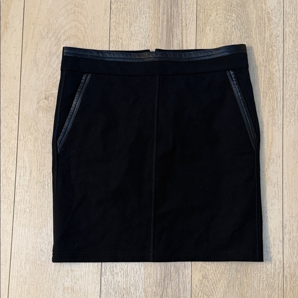 Gucci Black Mini Skirt Size 38